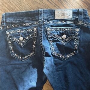 Miss Me Dark Blue Embellished Cropped Jeans Women’s Size 30